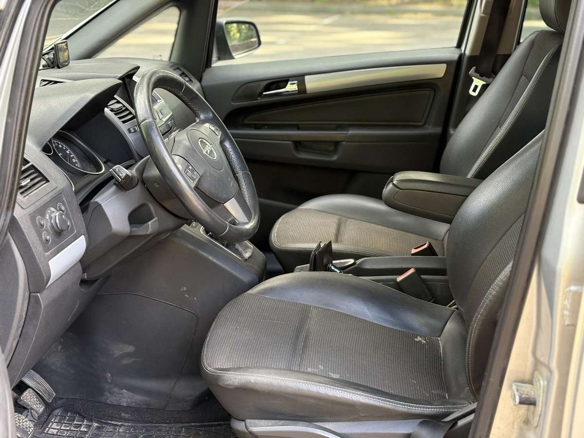 Opel Zafira 2005 — photo 10