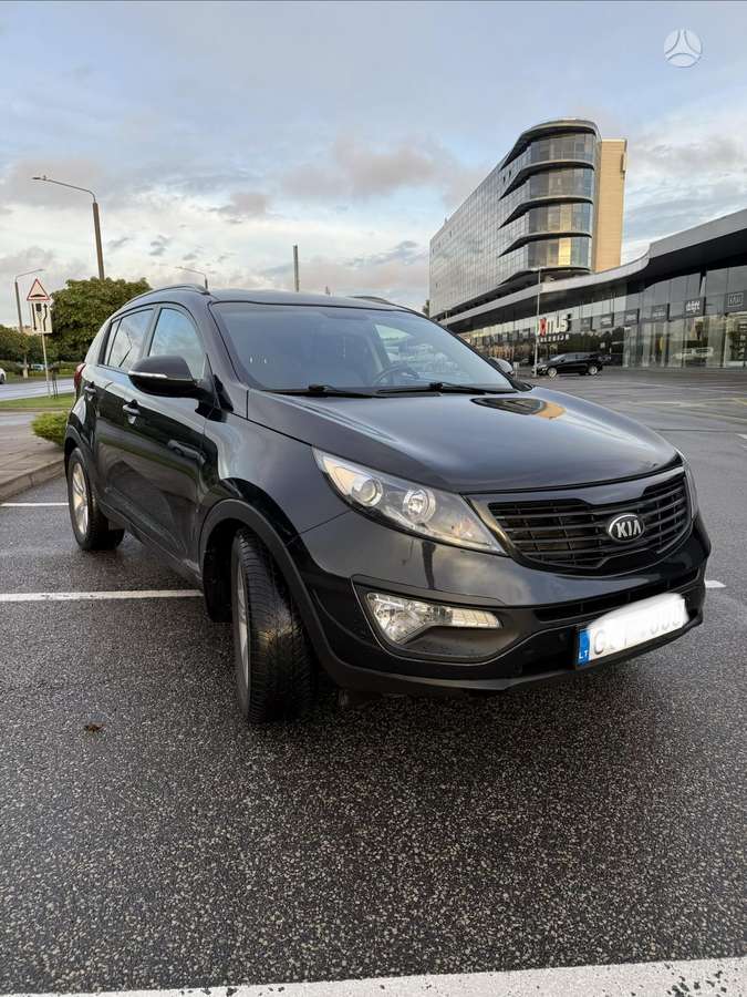 Kia Sportage 2013 — rear view