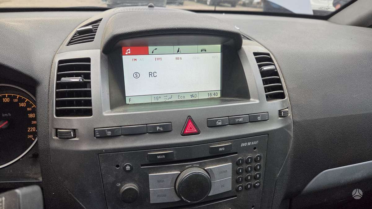 Opel Zafira 2007 — photo 14