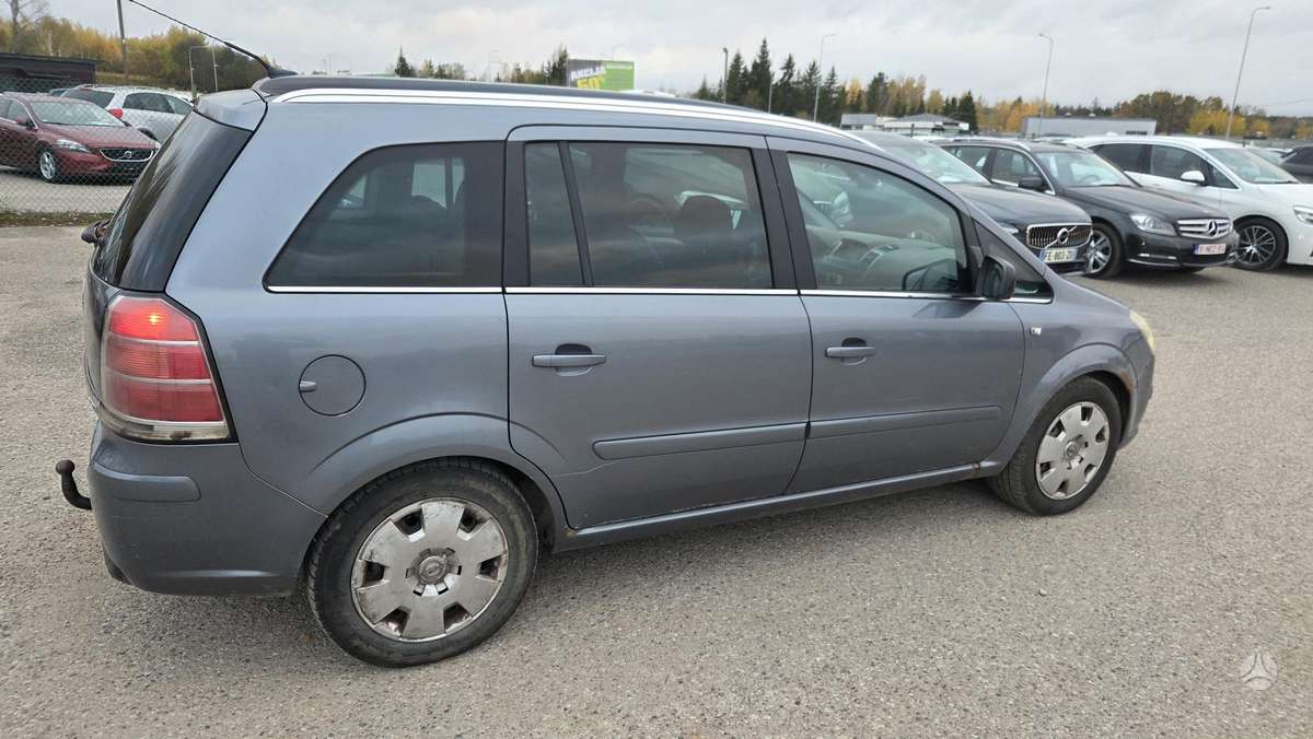 Opel Zafira 2007 — photo 7