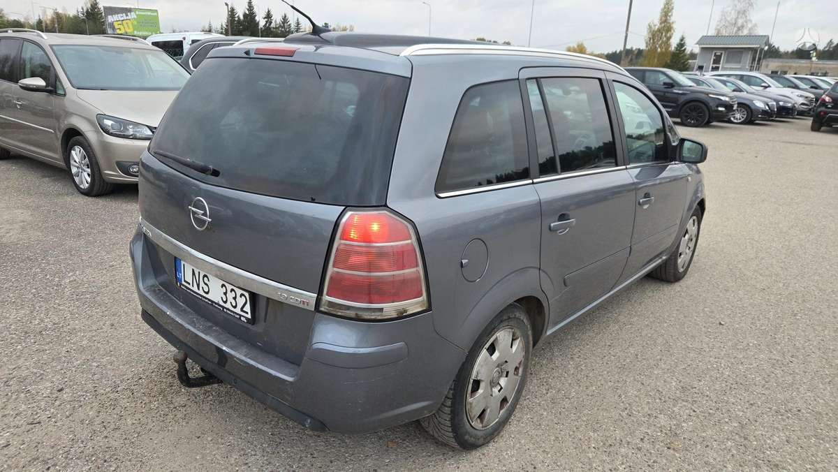 Opel Zafira 2007 — photo 8