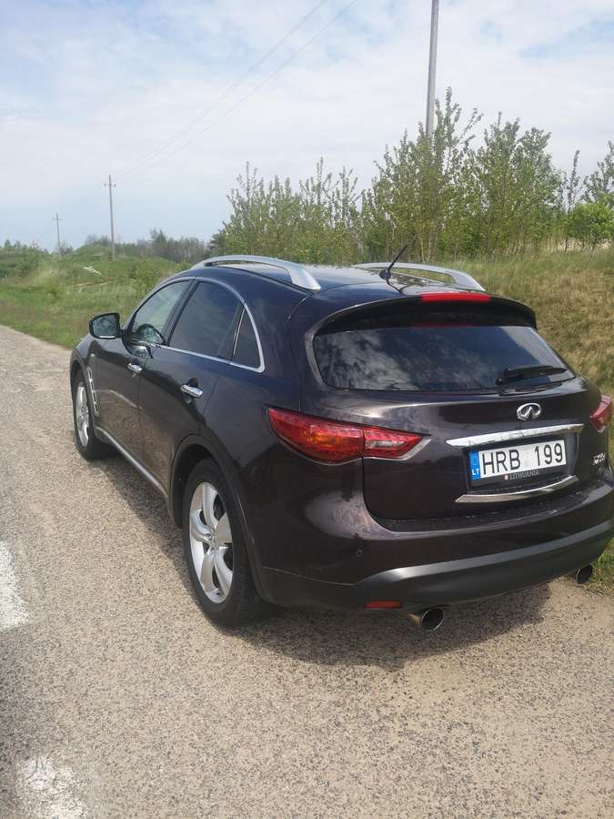 Infiniti FX30 2010 — engine 2991 cm³, 238 HP (175kW)