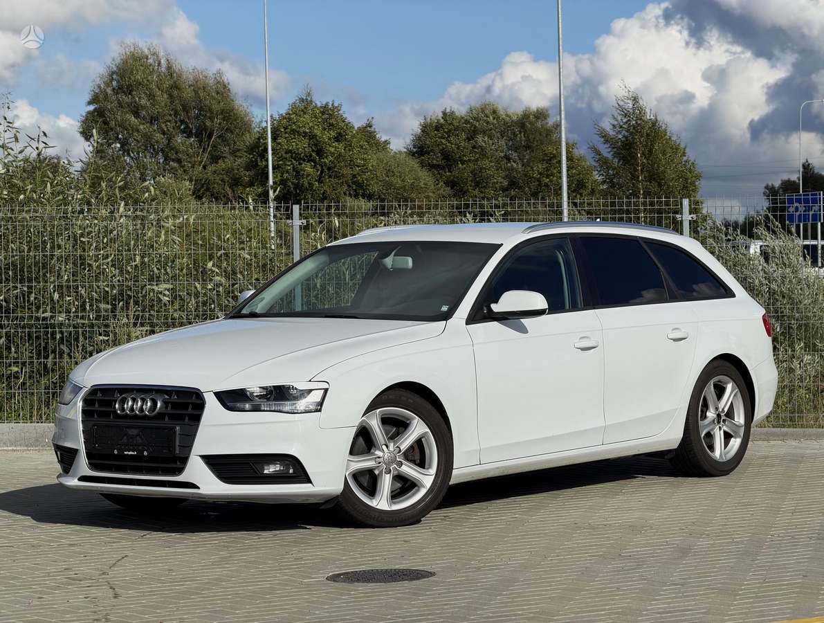 Audi A4, 2012