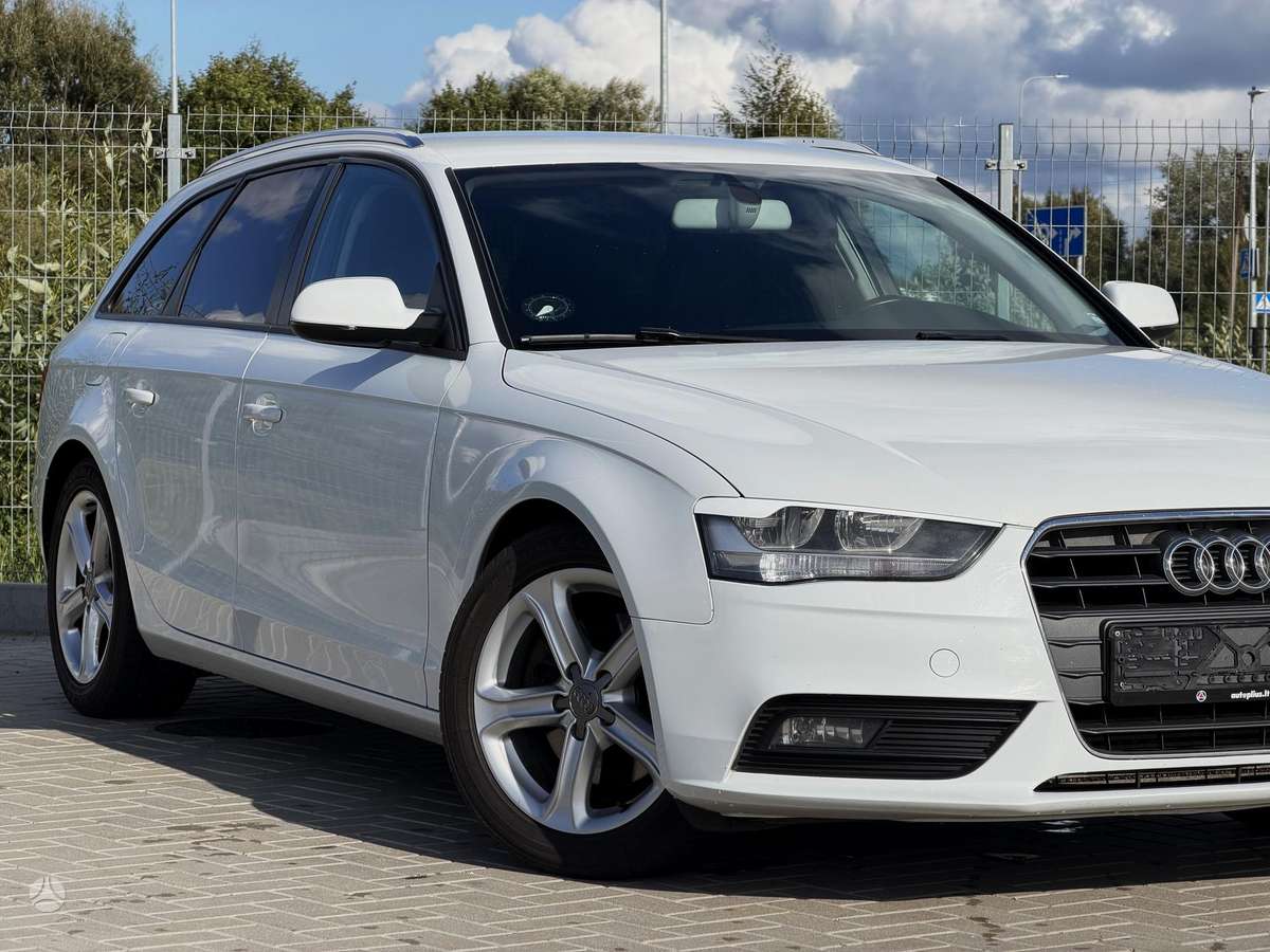 Audi A4 2012 — photo 5