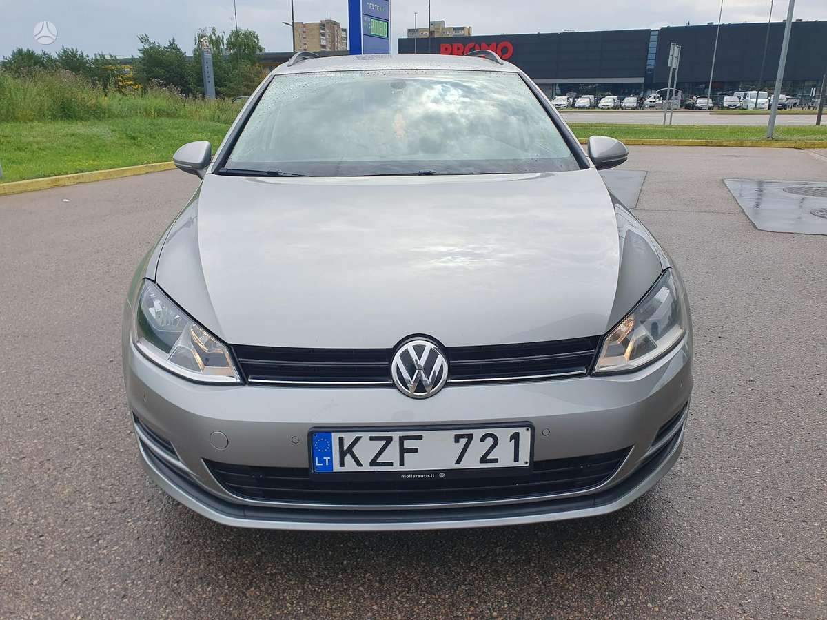 Volkswagen Golf 2014 — rear view