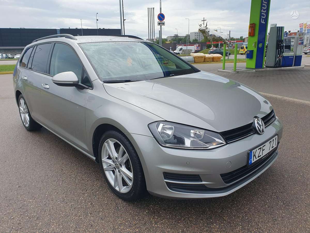 Volkswagen Golf 2014 — interior