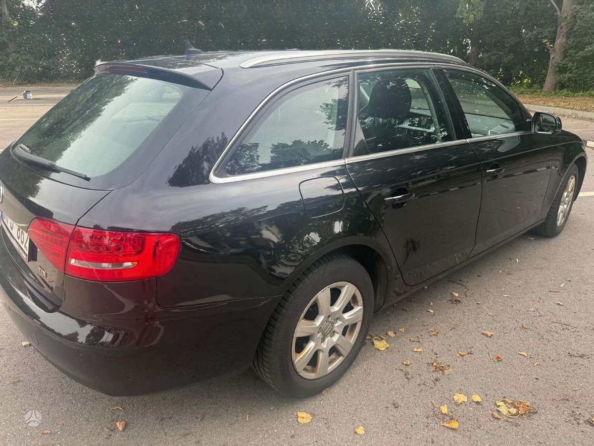 Audi A4 2011 — interior