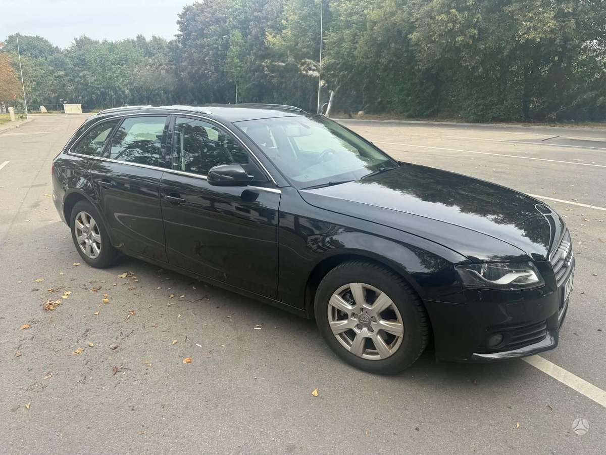 Audi A4 2011 — photo 5