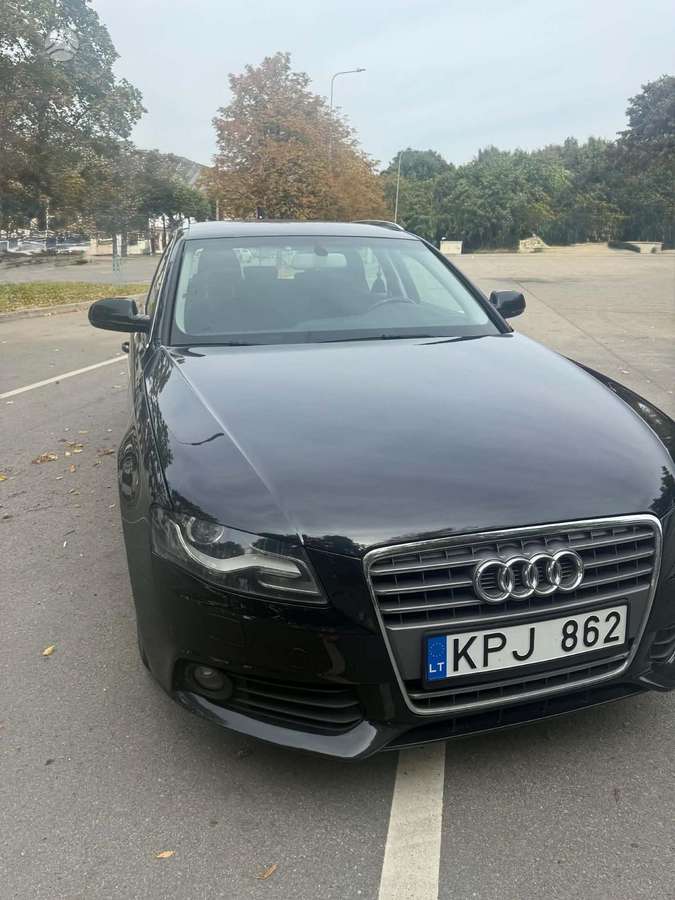 Audi A4 2011 — photo 6