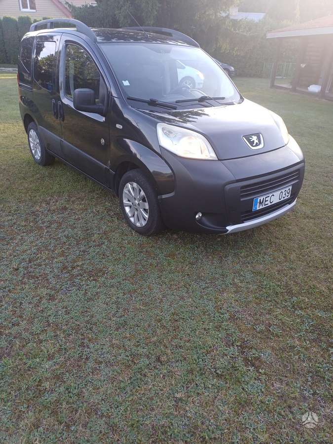 Peugeot Bipper 2009 — engine 1360 cm³, 75 HP (55kW)