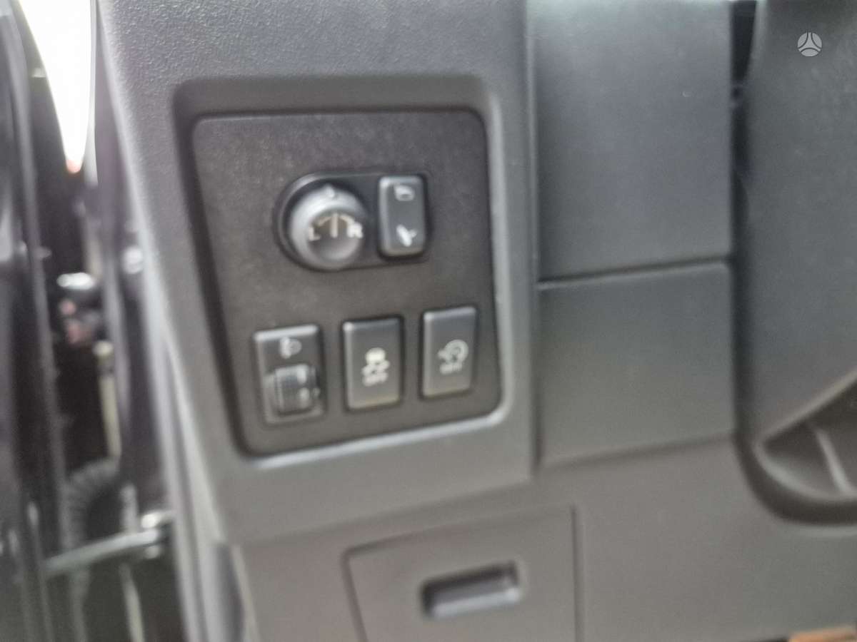 Nissan Qashqai+2 2012 — photo 31