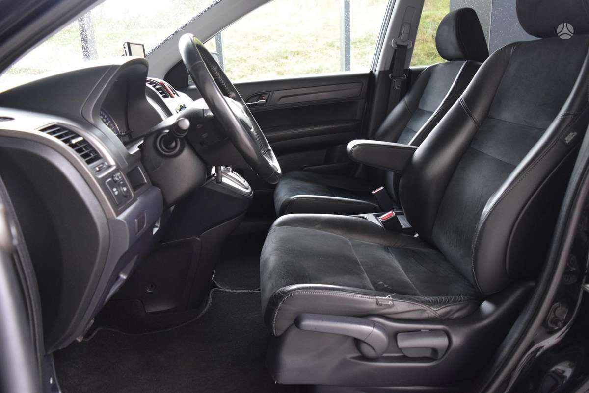 Honda CR-V 2010 — photo 8