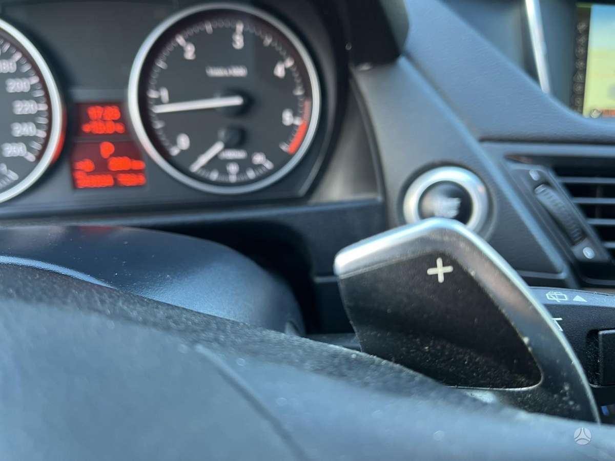 BMW X1 2014 — photo 15