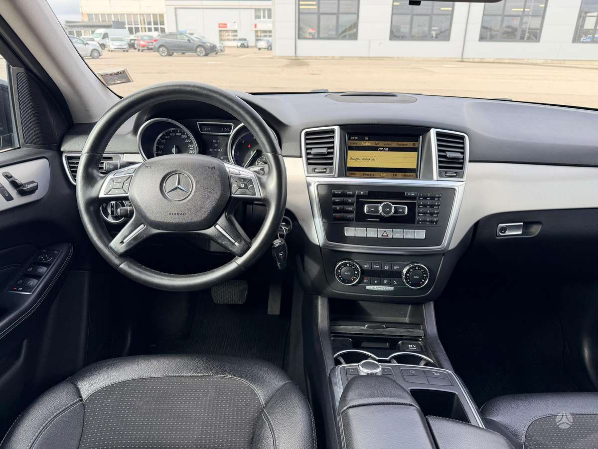 Mercedes-Benz ML250 2012 — photo 16