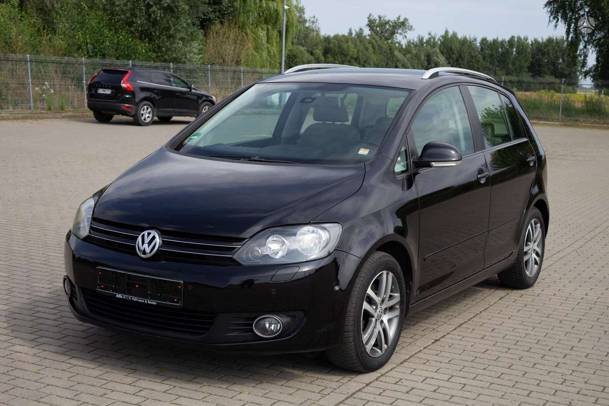 Volkswagen Golf 2009 — вигляд ззаду