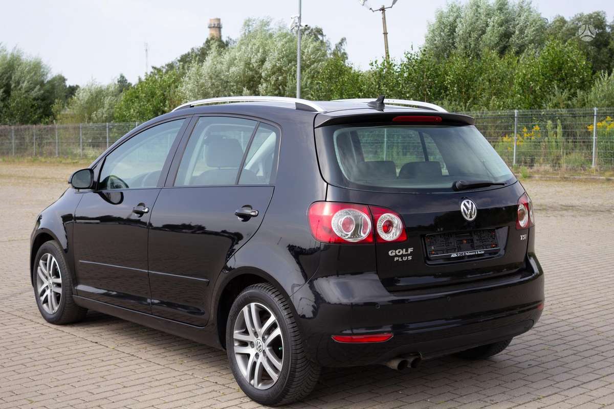 Volkswagen Golf 2009 — двигун 1390 cm³, 122 HP (90kW)