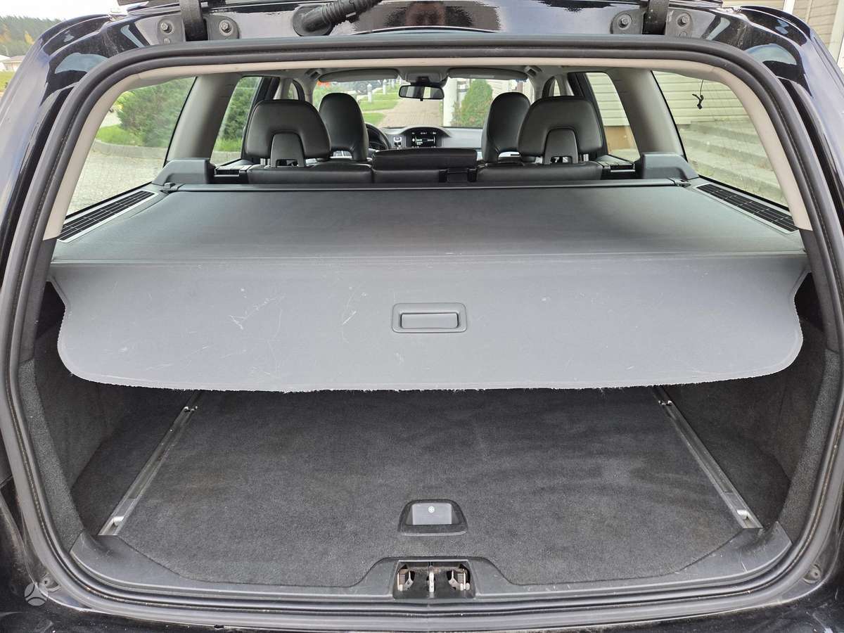 Volvo V70 2015 — photo 19