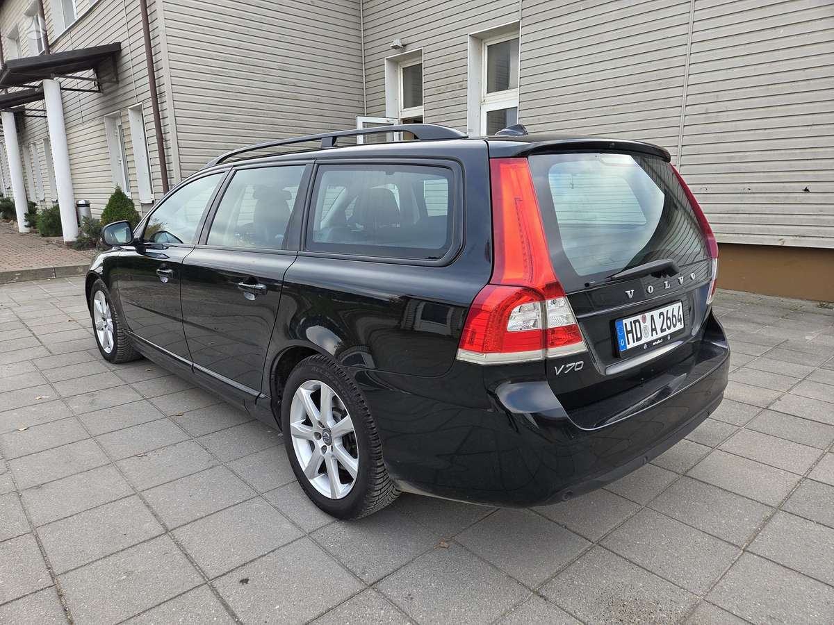 Volvo V70 2015 — photo 6