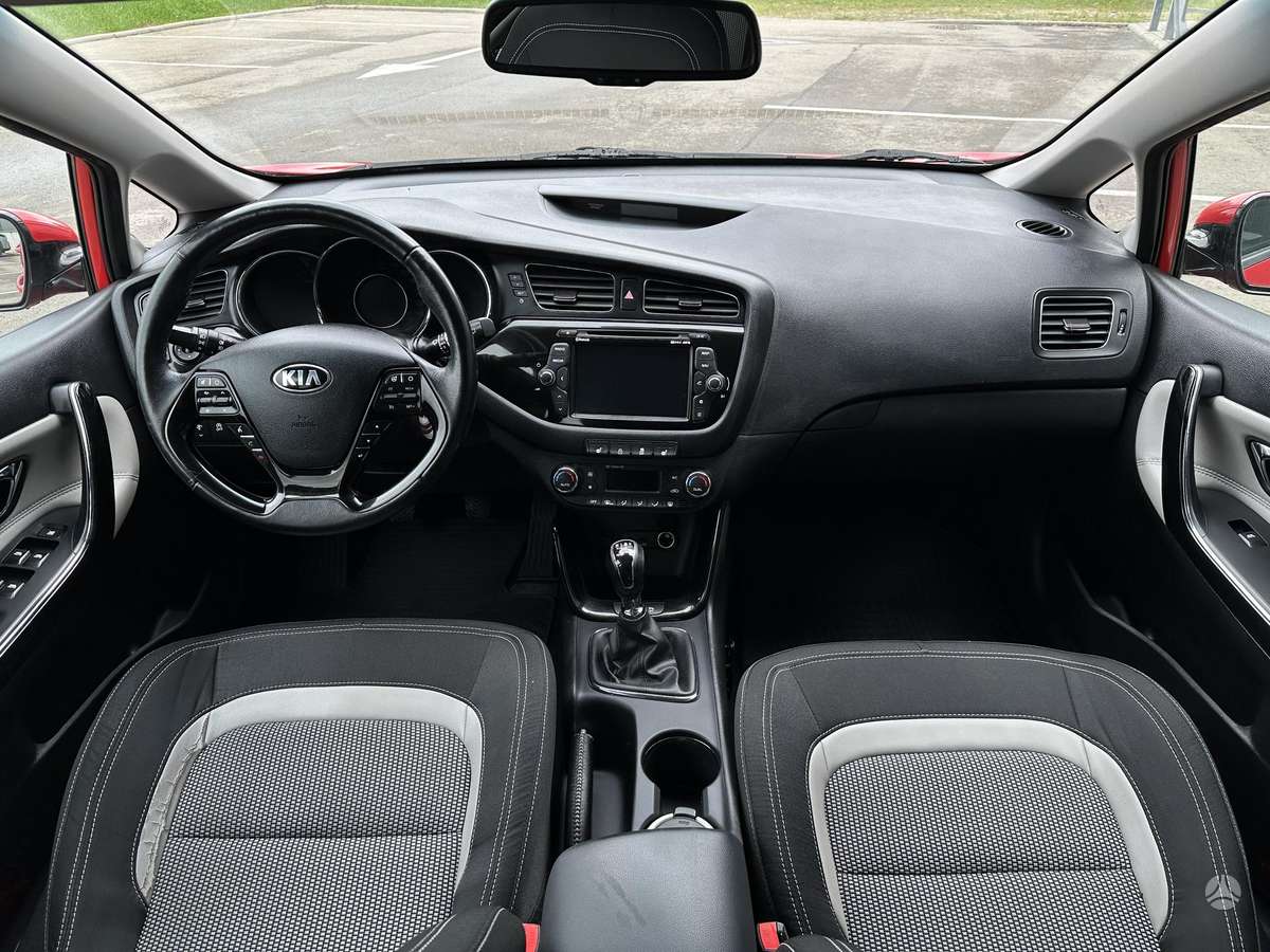 Kia Ceed 2015 — photo 13