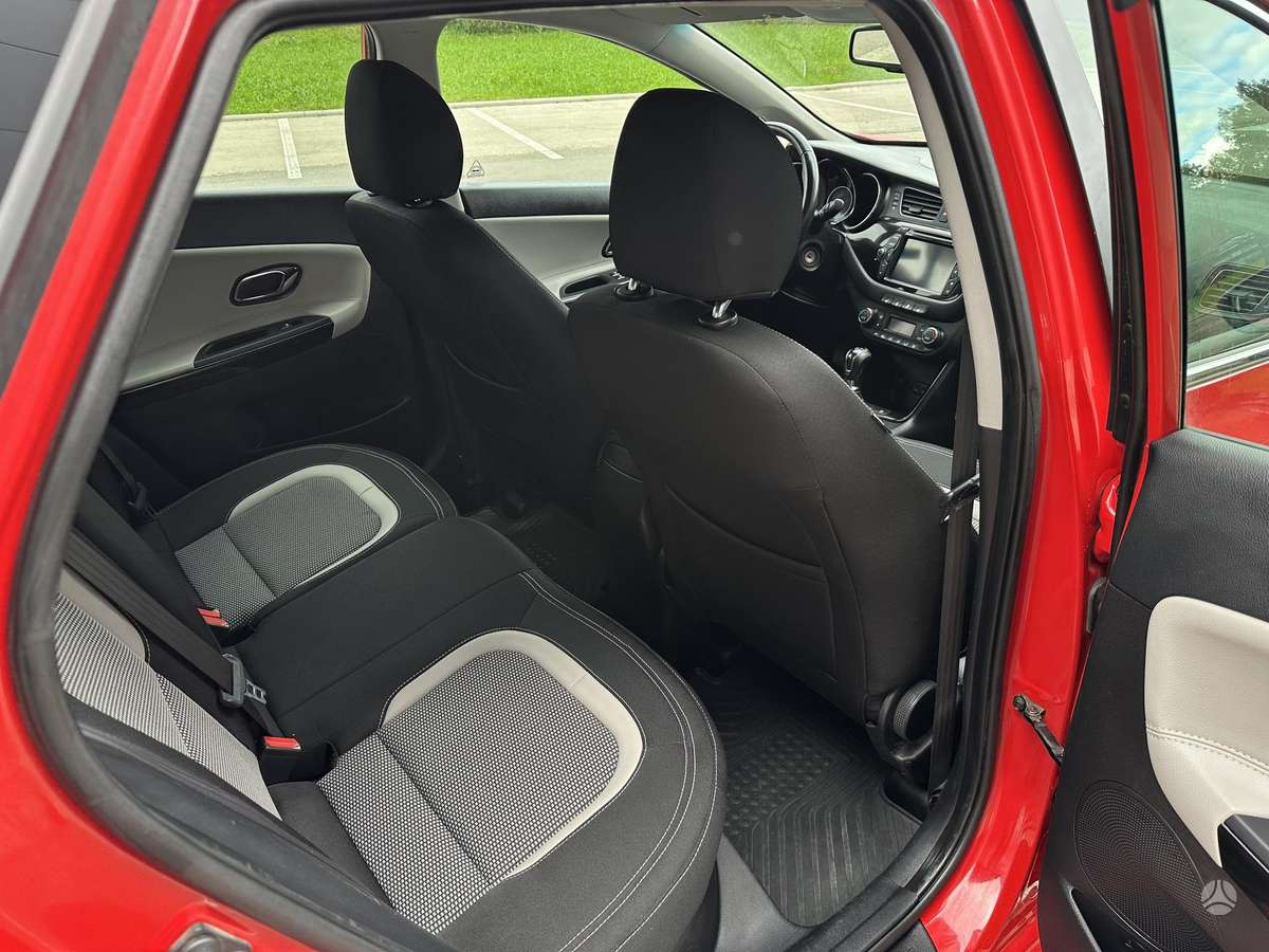 Kia Ceed 2015 — photo 16