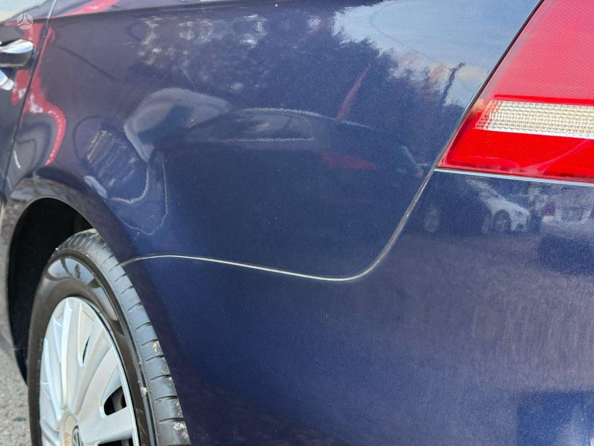 Volkswagen Passat 2011 — photo 20