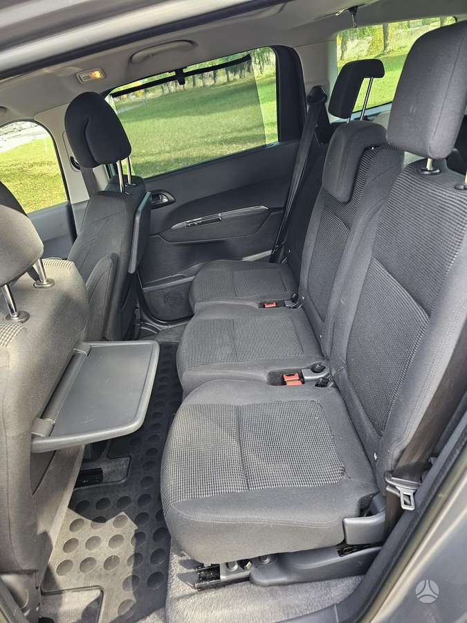 Peugeot 5008 2014 — photo 10