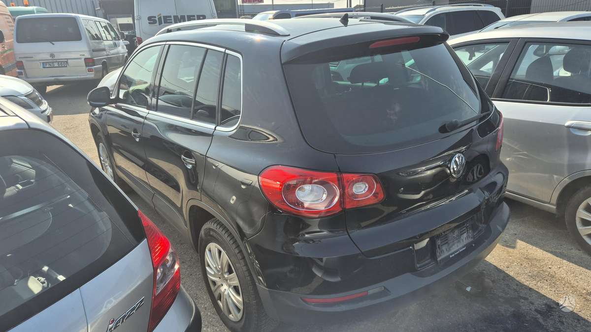 Volkswagen Tiguan 2008 — engine 1968 cm³, 140 HP (103kW)