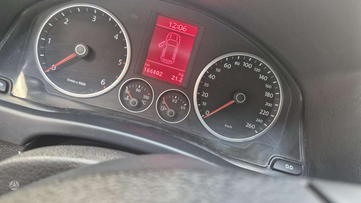 Volkswagen Tiguan 2008 — photo 9
