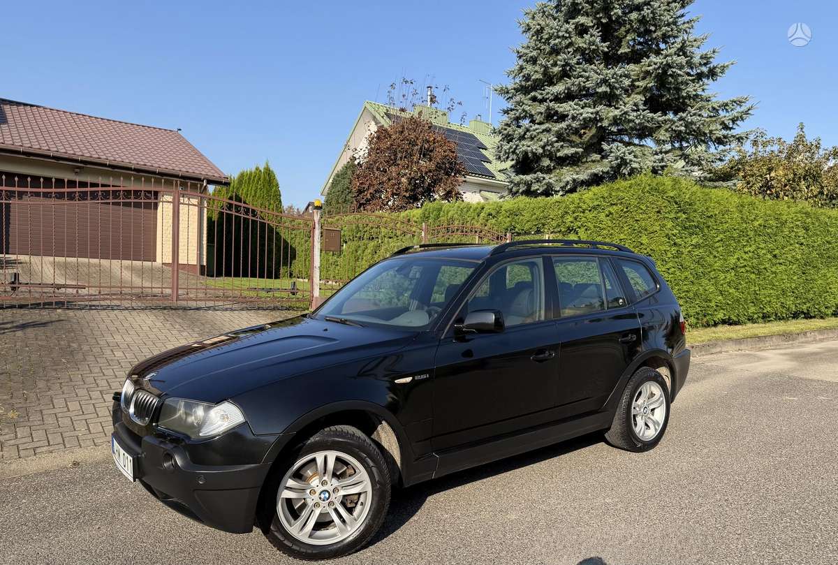 BMW X3 2006 — салон