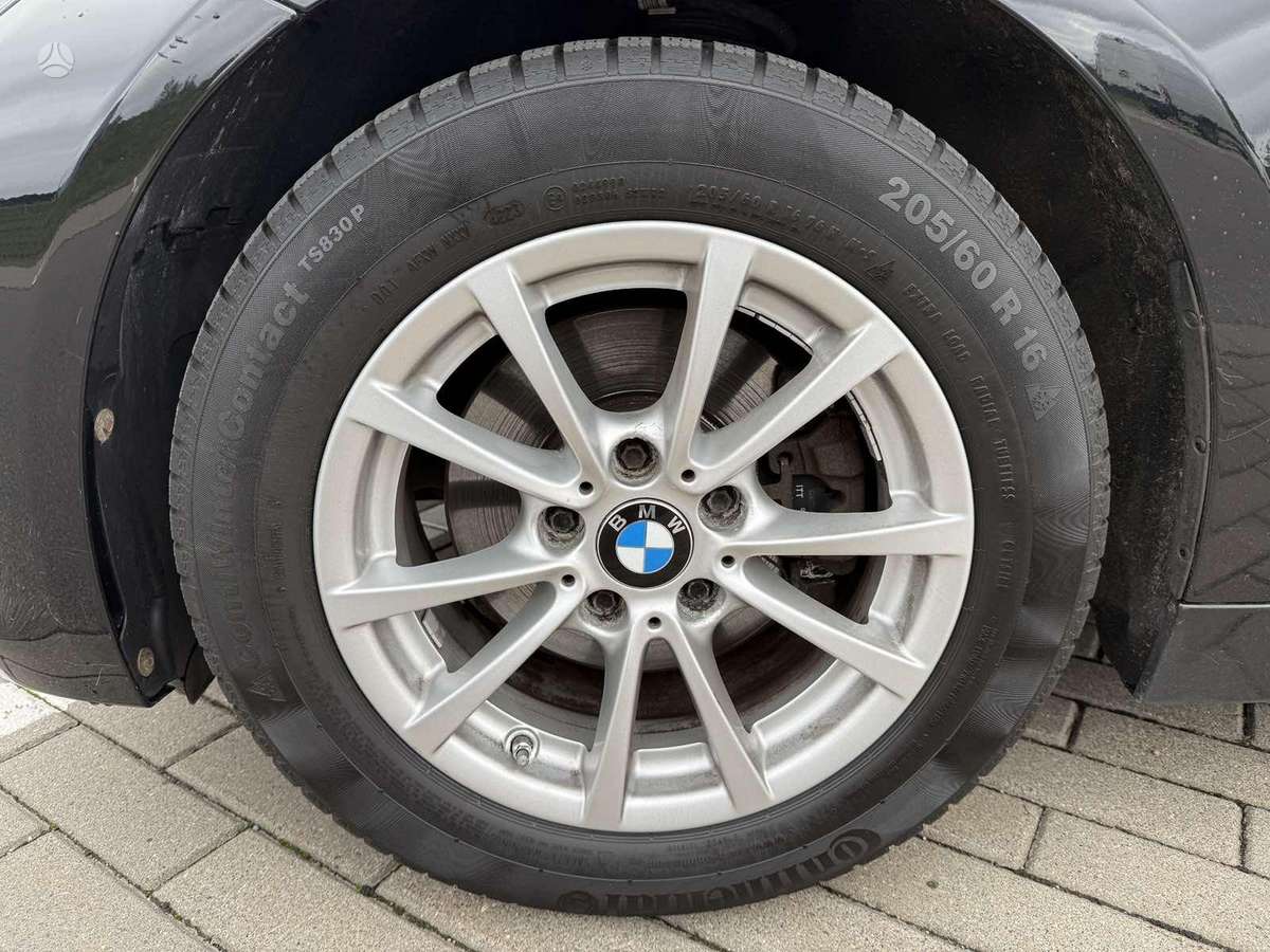 BMW 320 2014 — photo 11