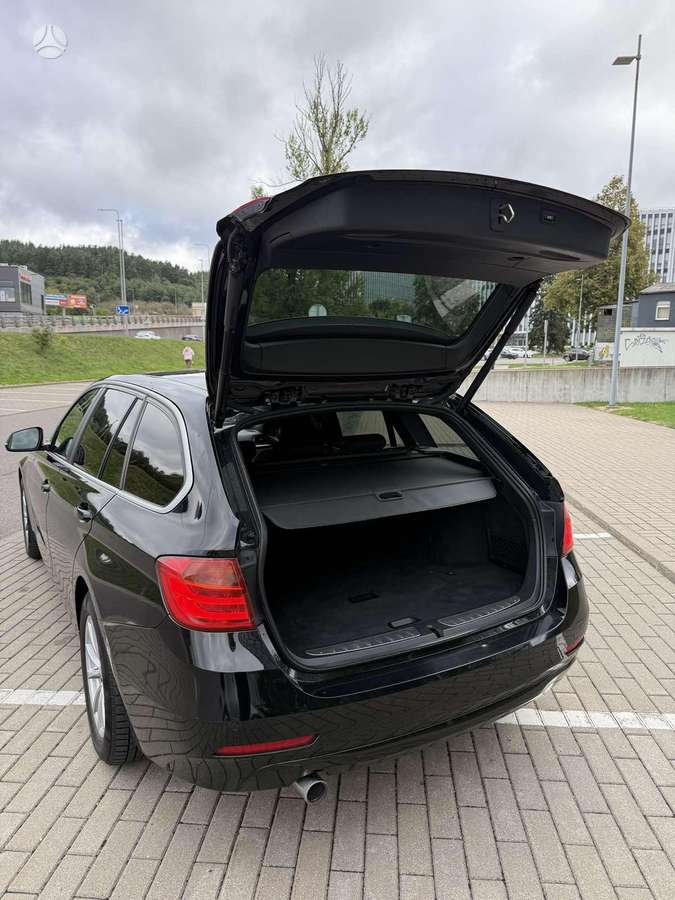 BMW 320 2014 — photo 12