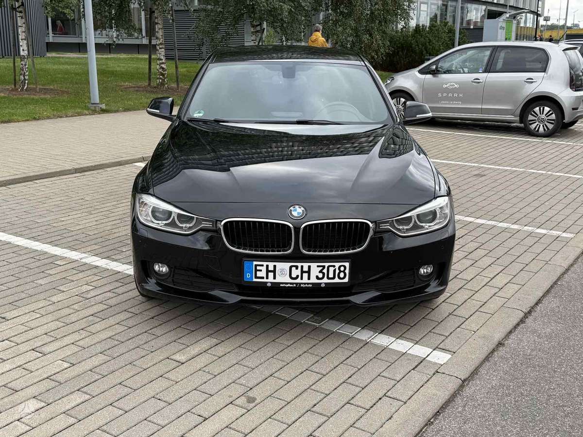 BMW 320 2014 — photo 8