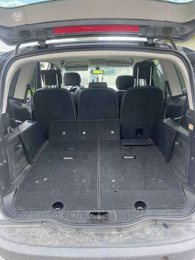 Ford S-MAX 2008 — photo 9