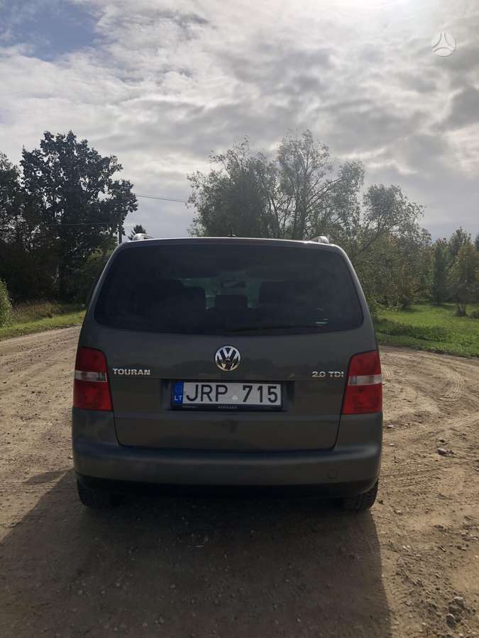 Volkswagen Touran 2004 — photo 5