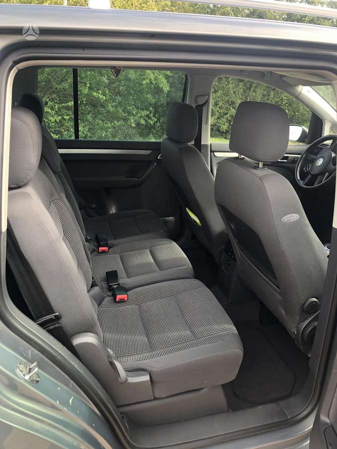 Volkswagen Touran 2004 — photo 8