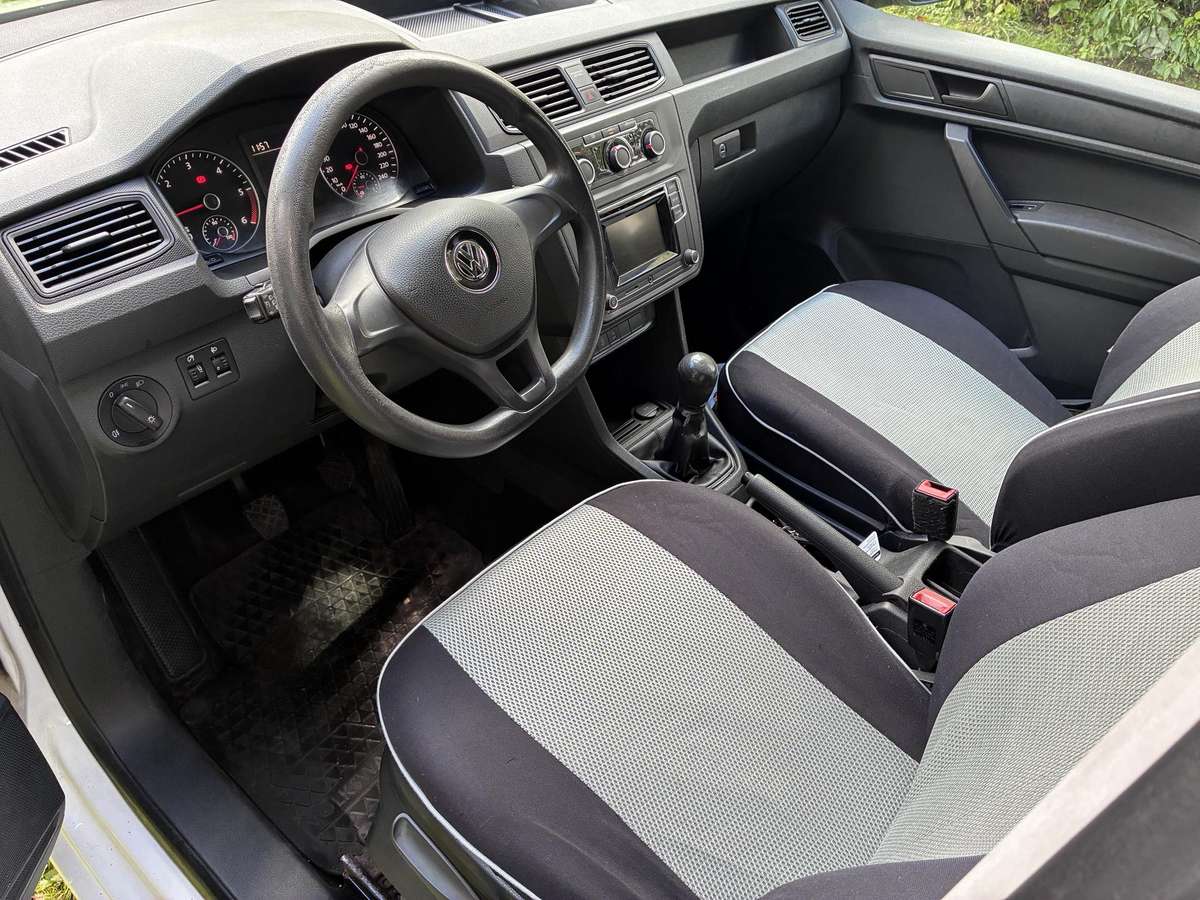 Volkswagen Caddy 2015 — photo 11