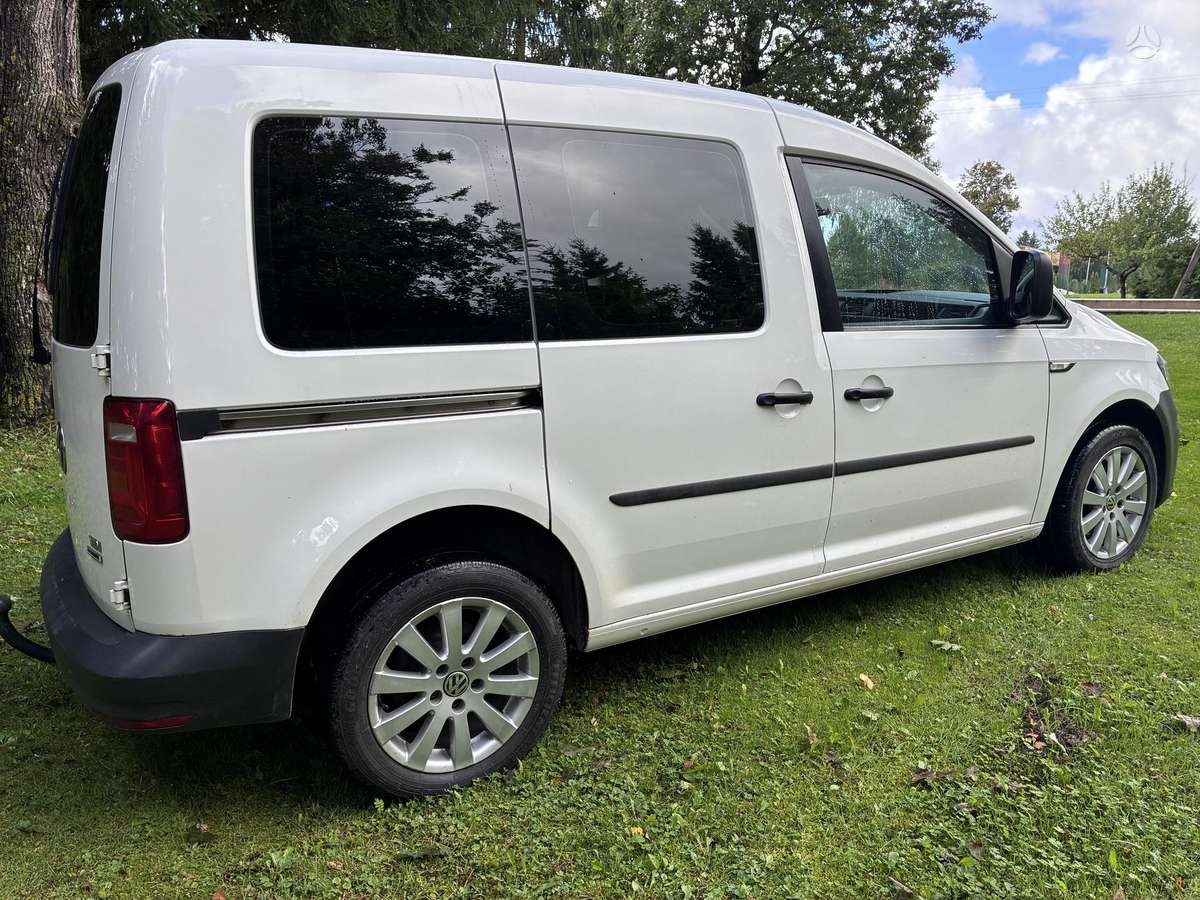 Volkswagen Caddy 2015 — interior