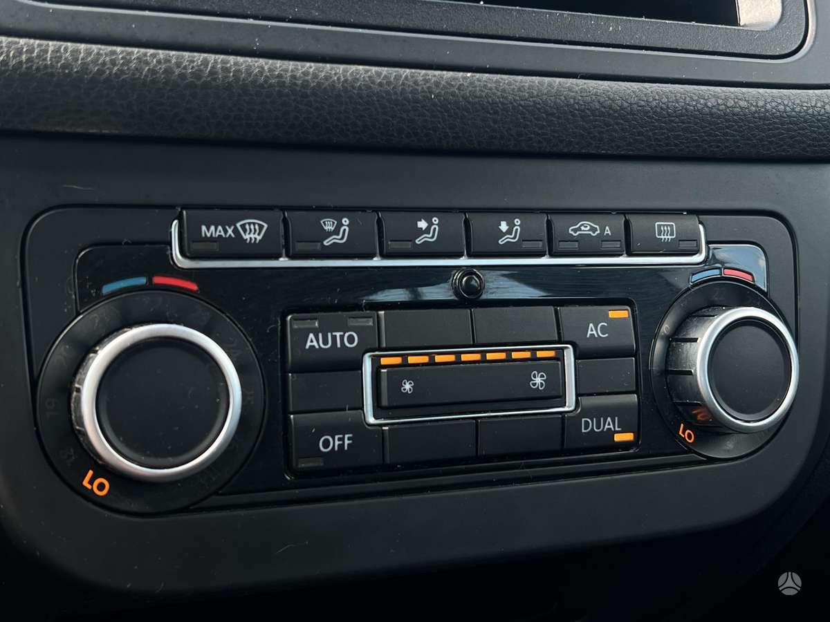 Volkswagen Golf 2009 — photo 16
