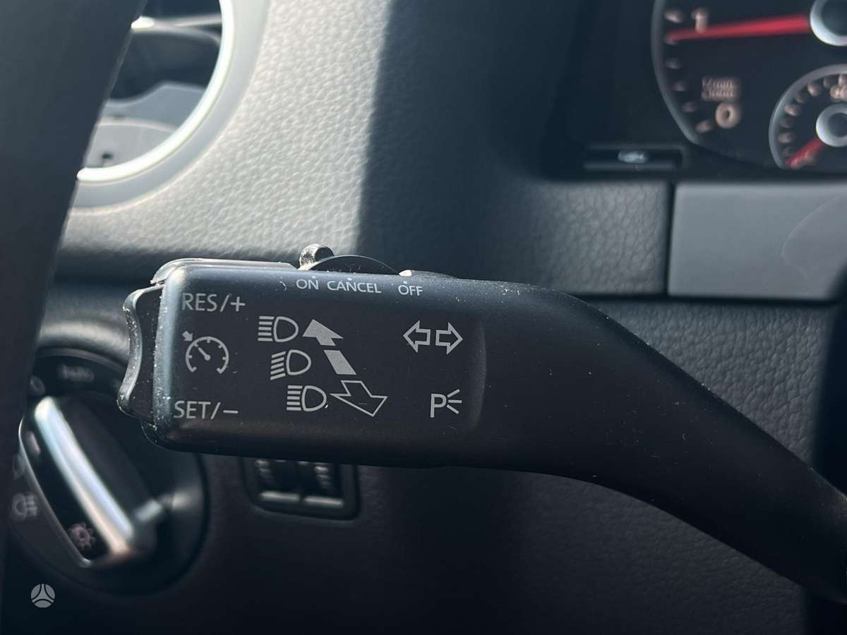 Volkswagen Golf 2009 — photo 18