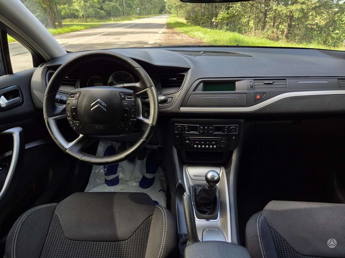 Citroen C5 2010 — photo 10