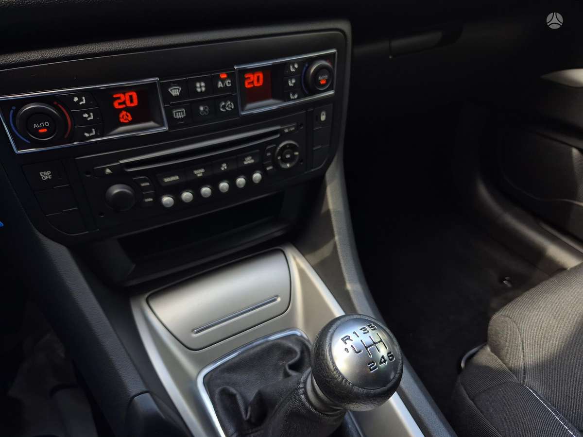 Citroen C5 2010 — photo 11