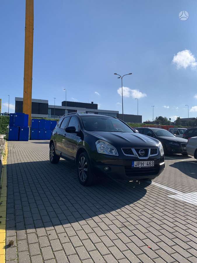 Nissan Qashqai+2 2009 — двигун 1461 cm³, 103 HP (76kW)