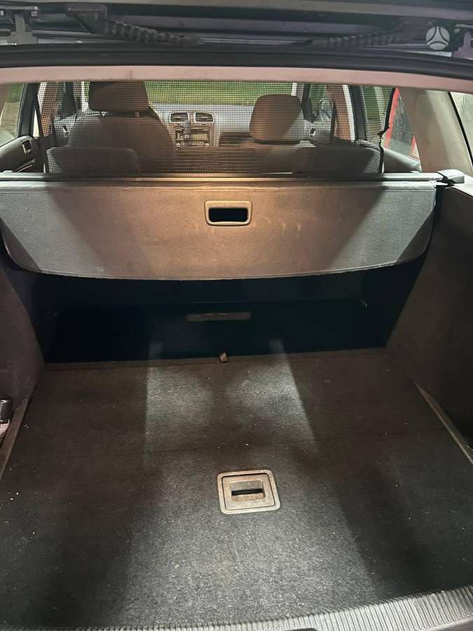 Volkswagen Golf 2011 — photo 12