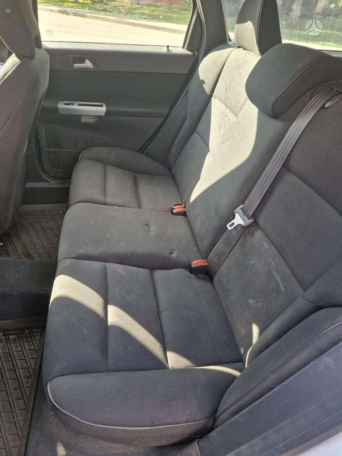 Volvo V50 2009 — photo 7