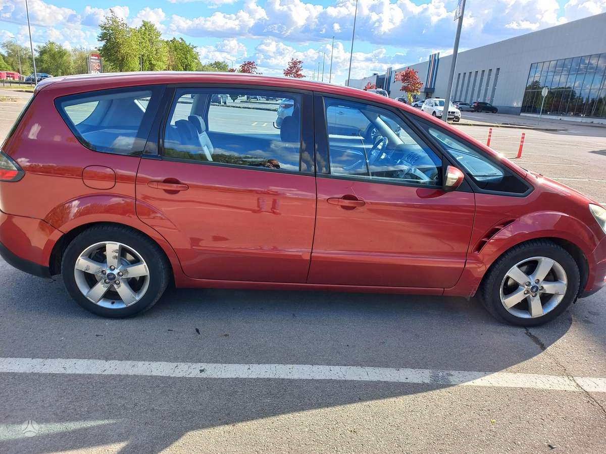 Ford S-MAX 2008 — photo 18