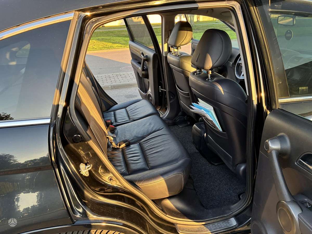 Honda CR-V 2010 — photo 13