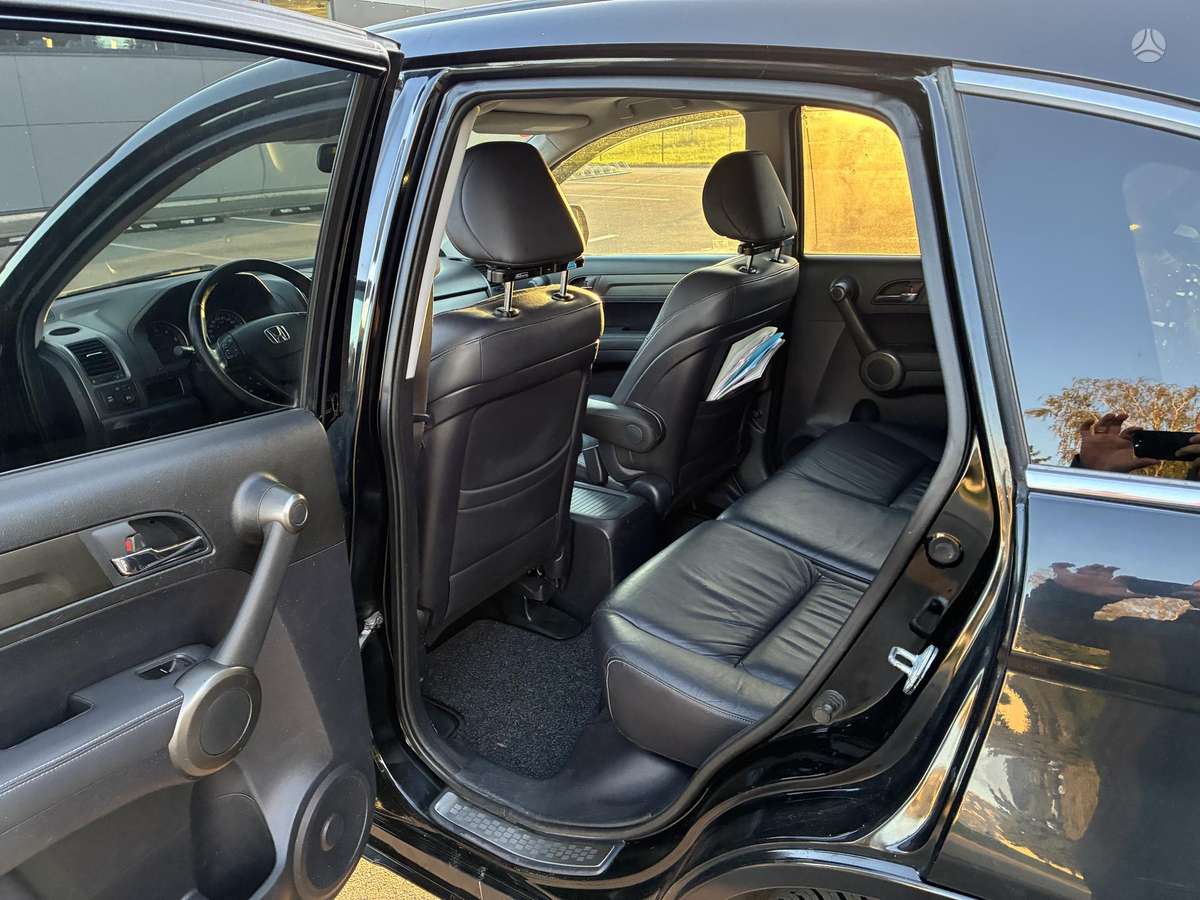 Honda CR-V 2010 — photo 16