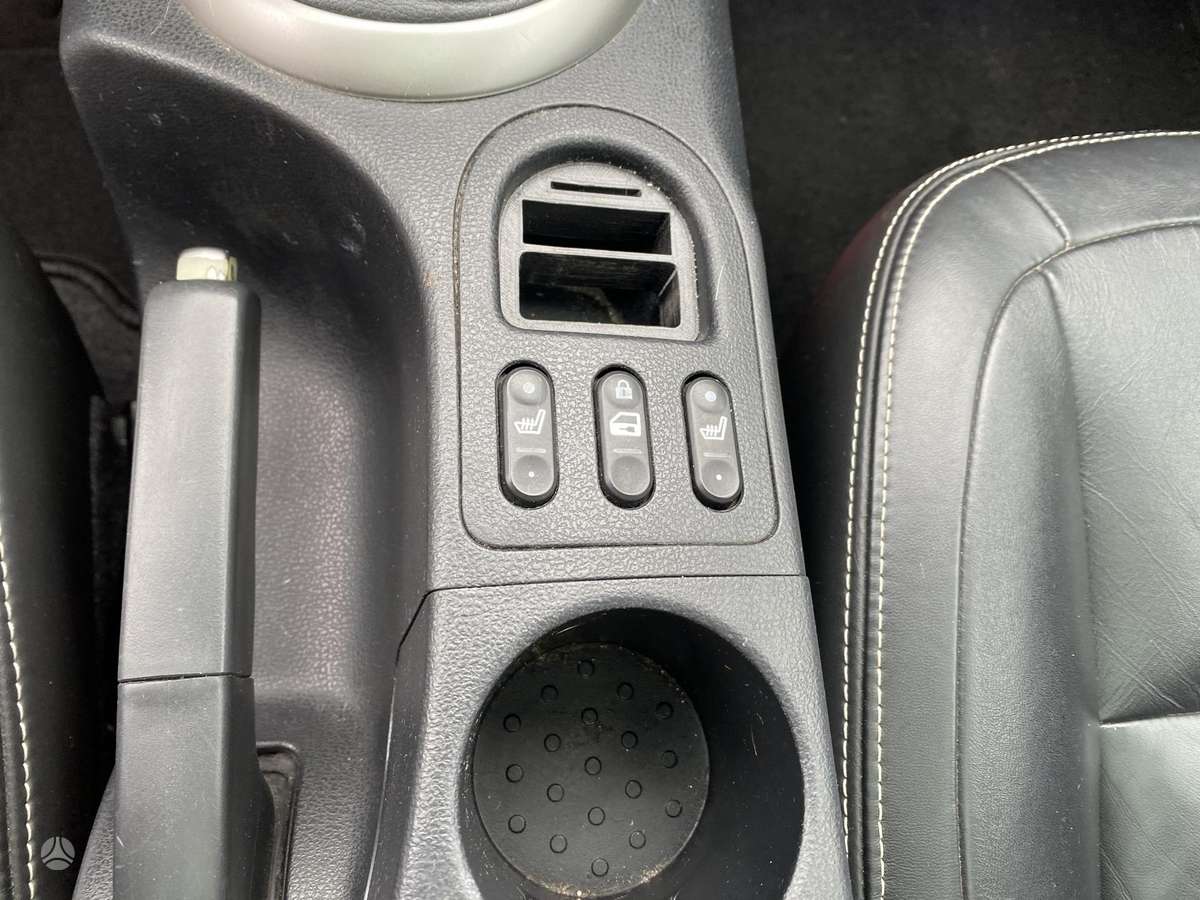 Nissan Qashqai 2011 — photo 14