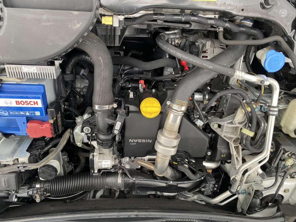 Nissan Qashqai 2011 — photo 21