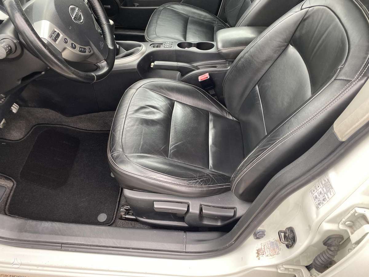 Nissan Qashqai 2011 — photo 9